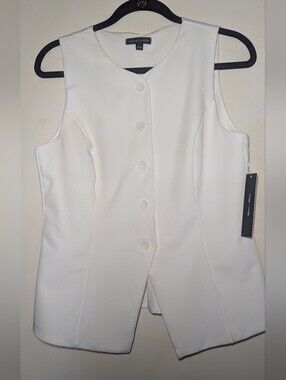 Moa Moa White Sleeveless Button-Front Vest